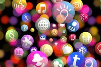 Viele bunte Icons aus dem Social Media Bereich