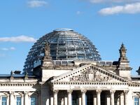 Foto der Glaskuppel auf dem Bundestagsgebäude